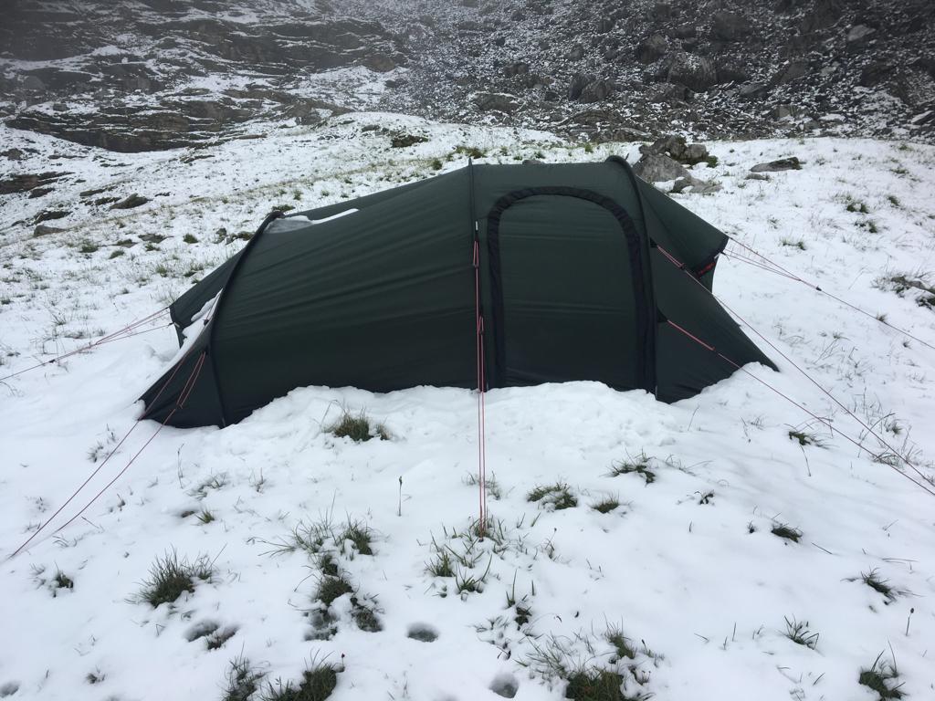 Zelt im Schnee